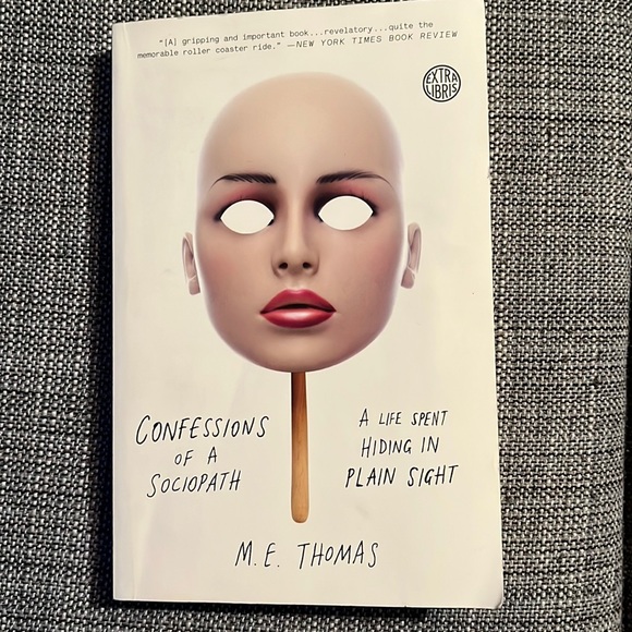 Confessions of a Sociopath Book - Picture 1 of 2
